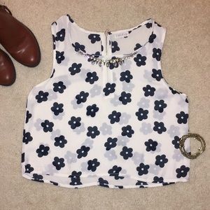 Flower Necklace Tank Blouse